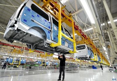 2020年產(chǎn)能達(dá)30萬輛!河南省發(fā)布新能源及網(wǎng)聯(lián)汽車發(fā)展三年行動計劃